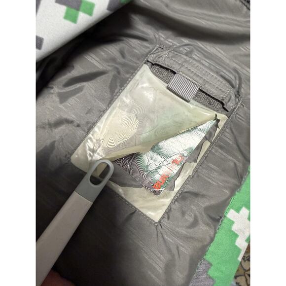 Burton Jacket Boys Large Green Gray Digital Camo Modem Hooded Snowboard Ski - Picture 10 of 16